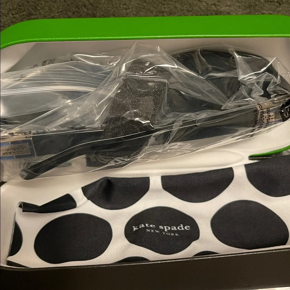 Kate Spade Annika sunglasses - Picture 4 of 6